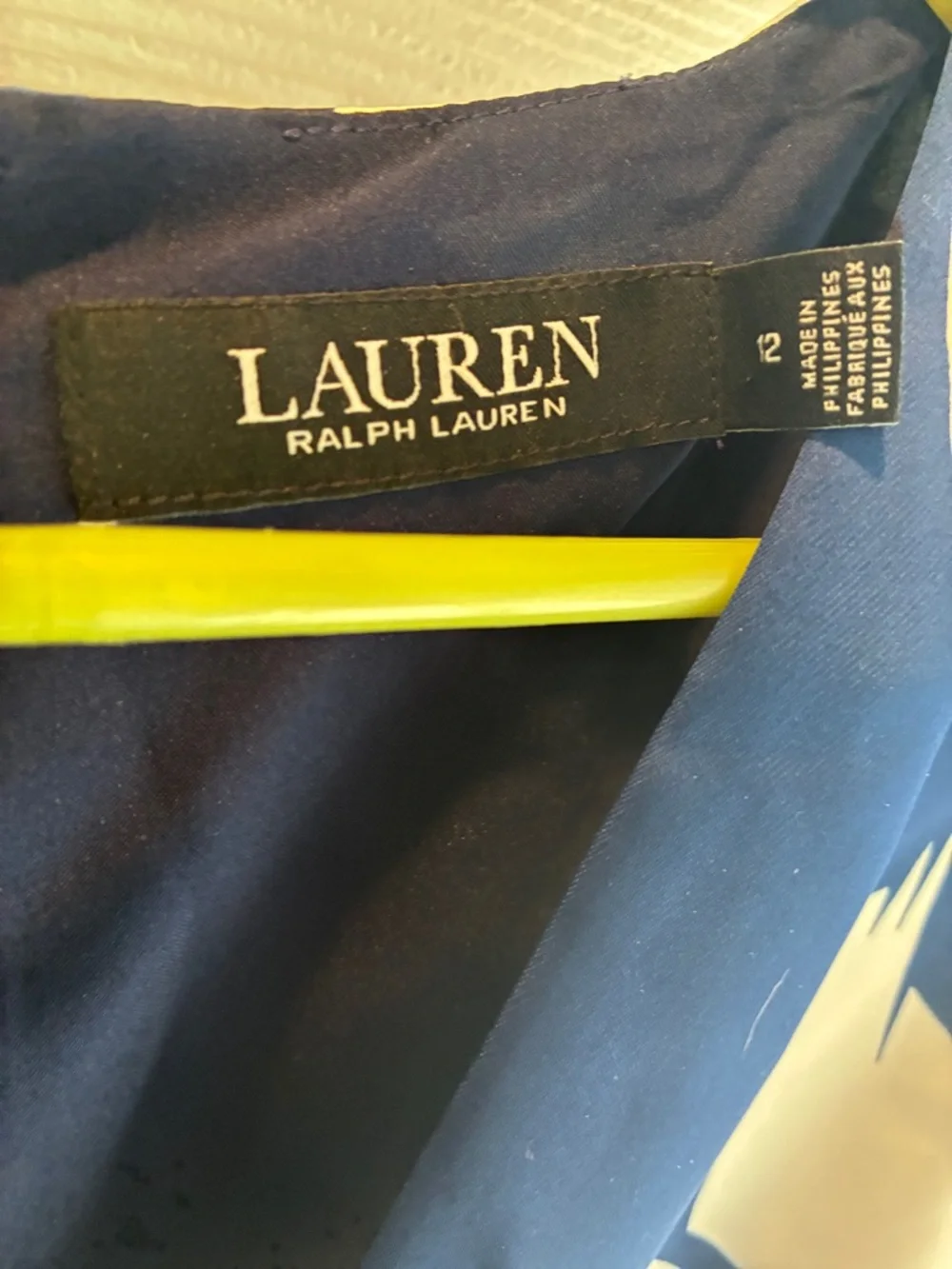 Ralph Lauren Blue and White Abstract Sleeveless V‑Neck Midi Dress - Picture 5 of 12